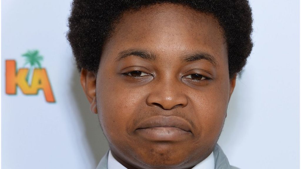 Youtube Chicken Connoisseur Sees Racist Link In Knife Crime Warnings c News