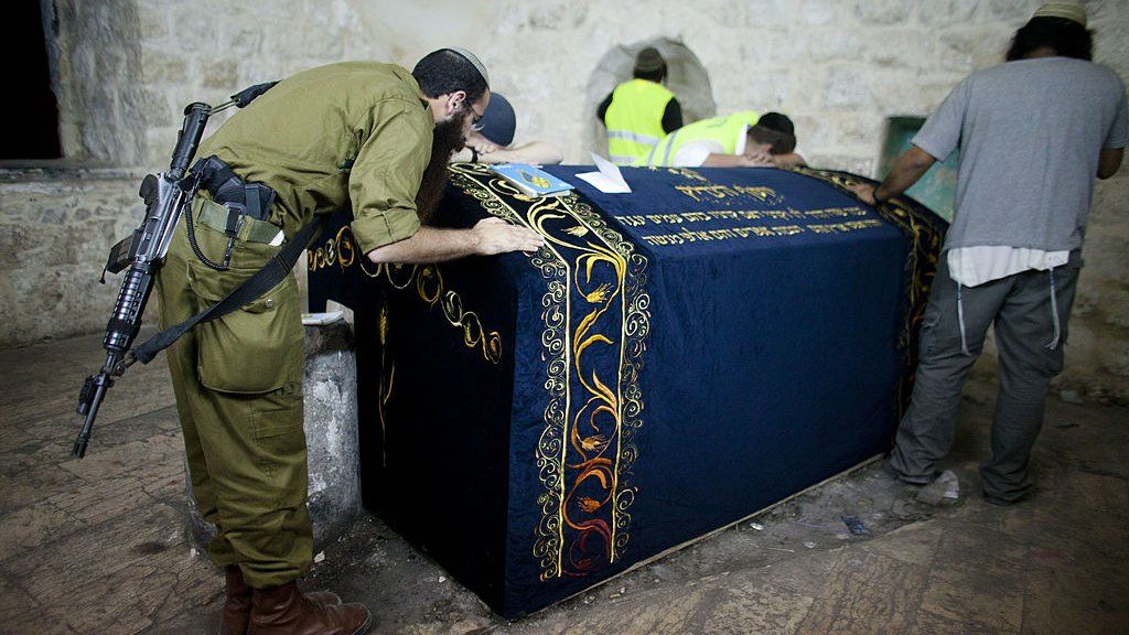 Jewish worshippers at Joseph's Tomb (file photo)