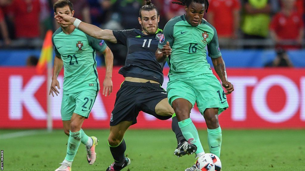 Gareth Bale in action for Wales in their Euro 2016 semi-final defeat to Portugal