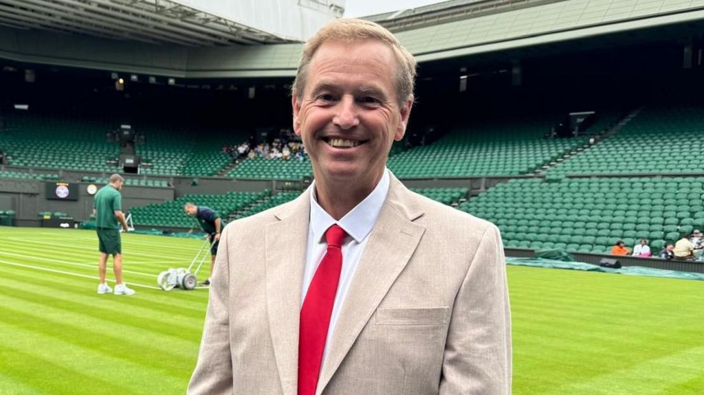 David Bayliss standing at Wimbledon