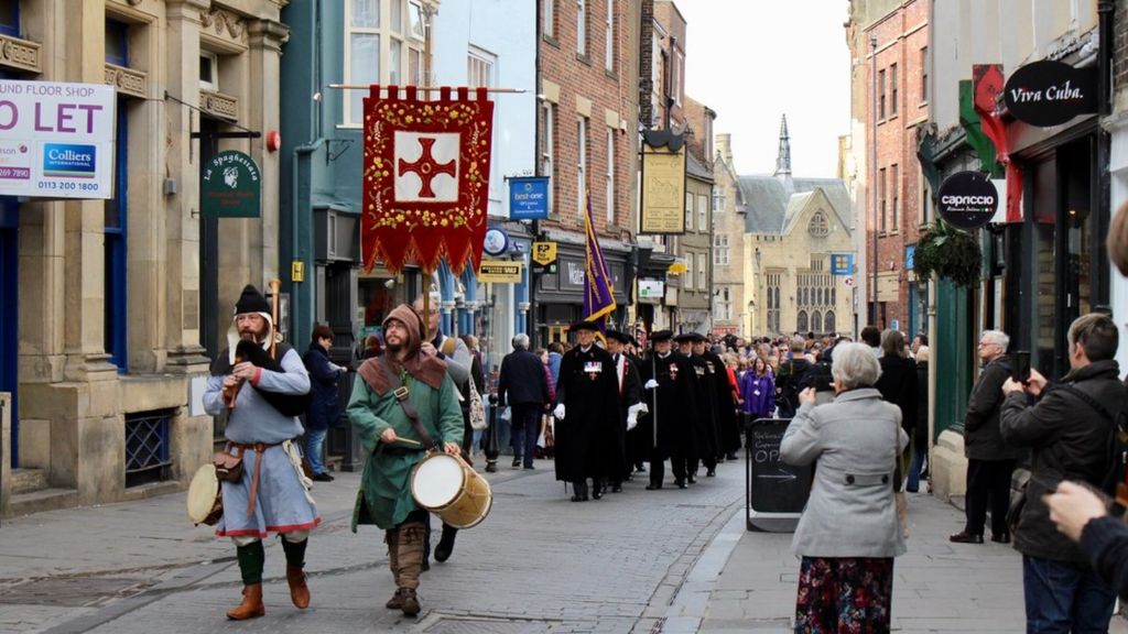 St Cuthbert's Day Pilgrimage in honour of 'saint of the North' BBC News