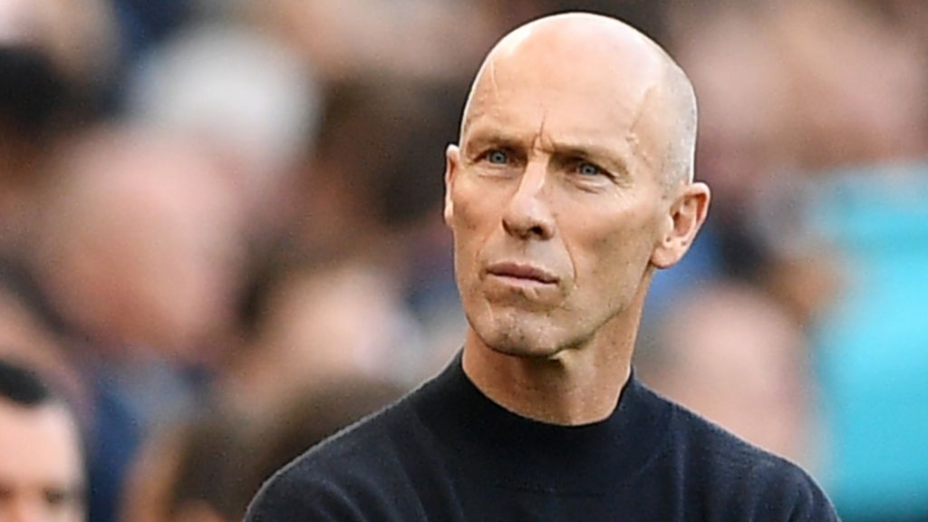 bob bradley swansea city boss backed by fans but mocked by gary lineker bbc sport bob bradley swansea city boss backed