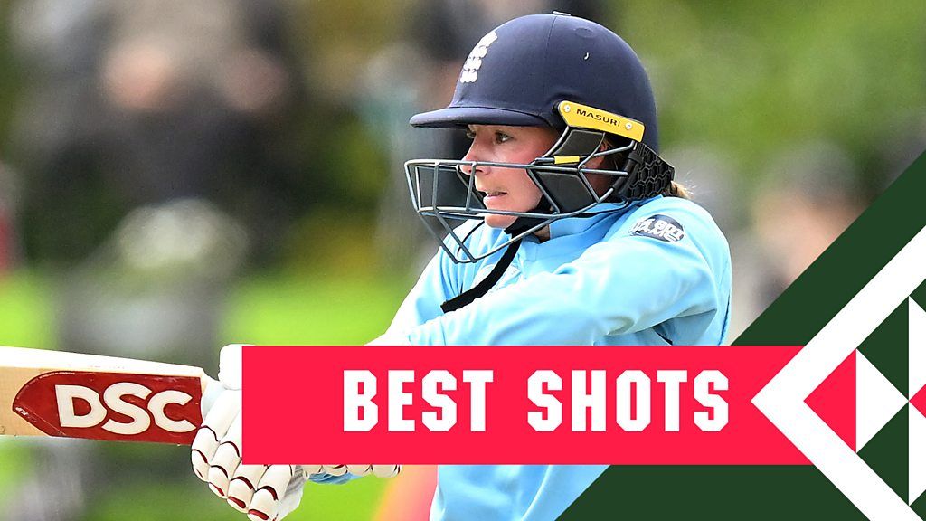 Women's World Cup: Wyatt survives four drops to makes 129
