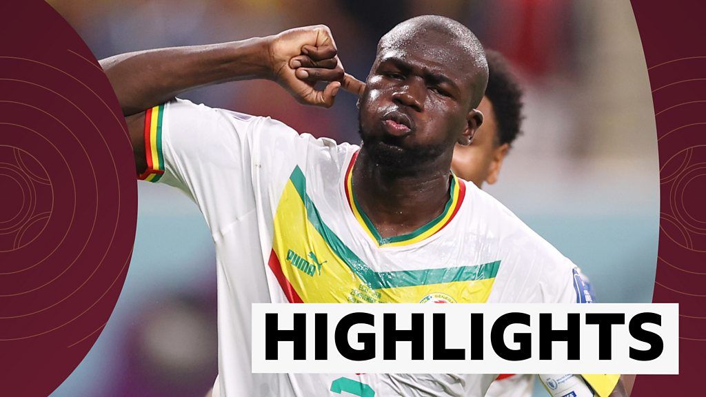 Senegal beat Ecuador 2-1 to reach last 16