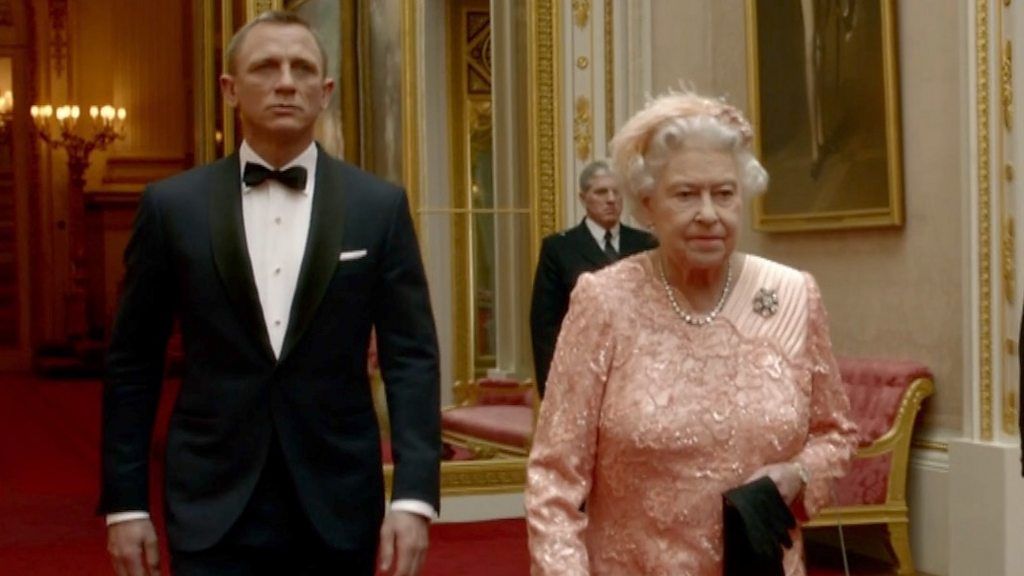 Daniel Craig and the Queen