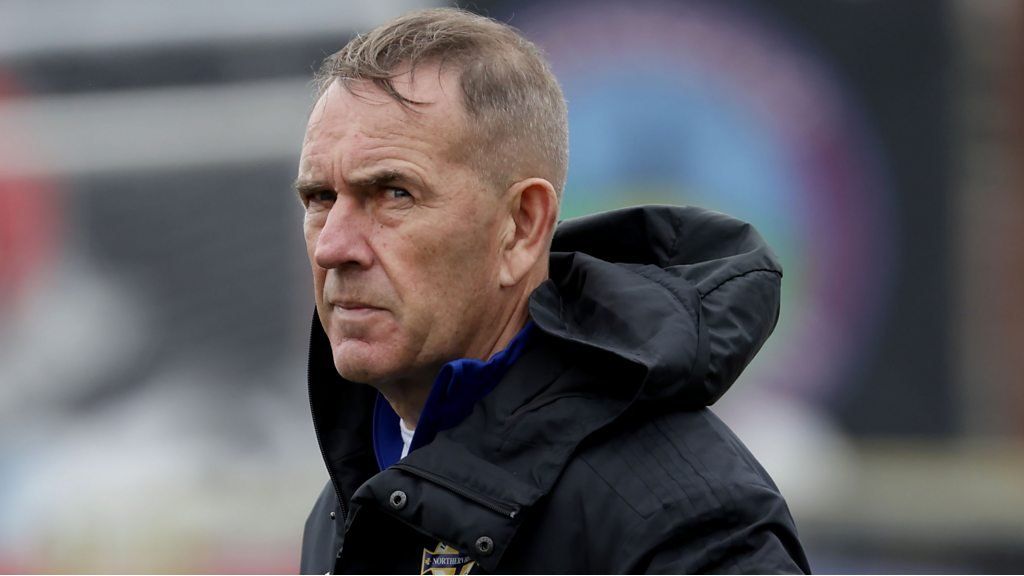 We must challenge ourselves against Italy -Kenny Shiels - BBC Sport