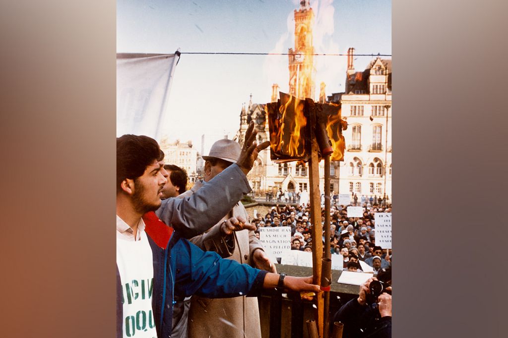 Copies of the Satanic Verses being burned in Bradford in early 1988