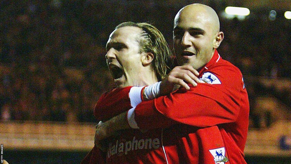 Massimo Maccarone hugs Bolo Zenden after his goal for Middlesbrough