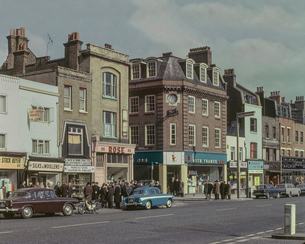 Whitechapel Road, 1965