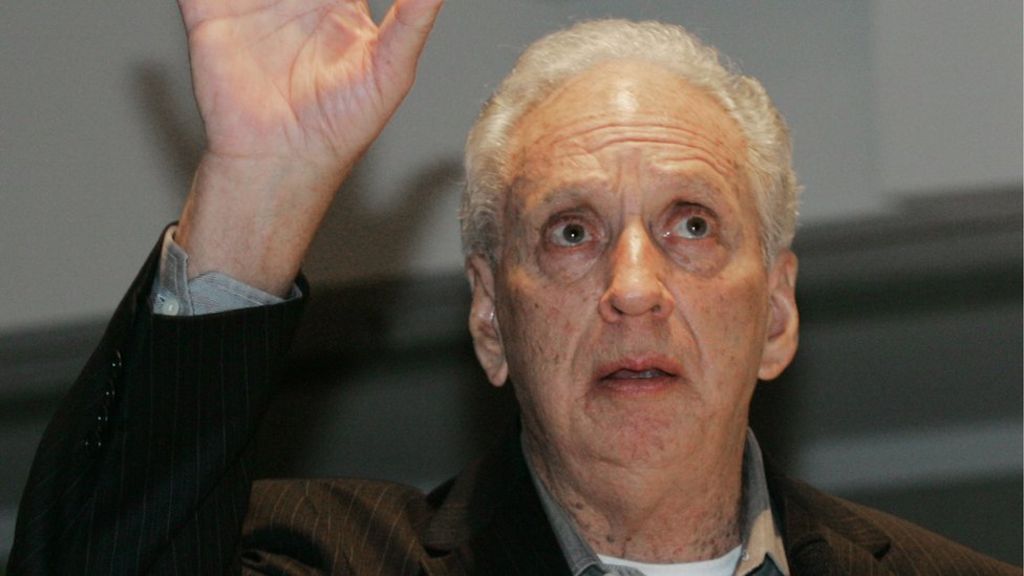 Green, Green Grass of Home songwriter Curly Putman dies BBC News