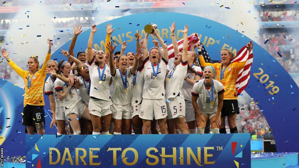 USA celebrate winning the 2019 Women's World Cup