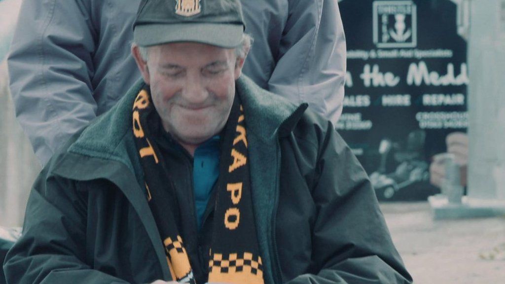 BBC Scotland takes you on a journey to Irvine Meadow v Auchinleck Talbot BBC Sport