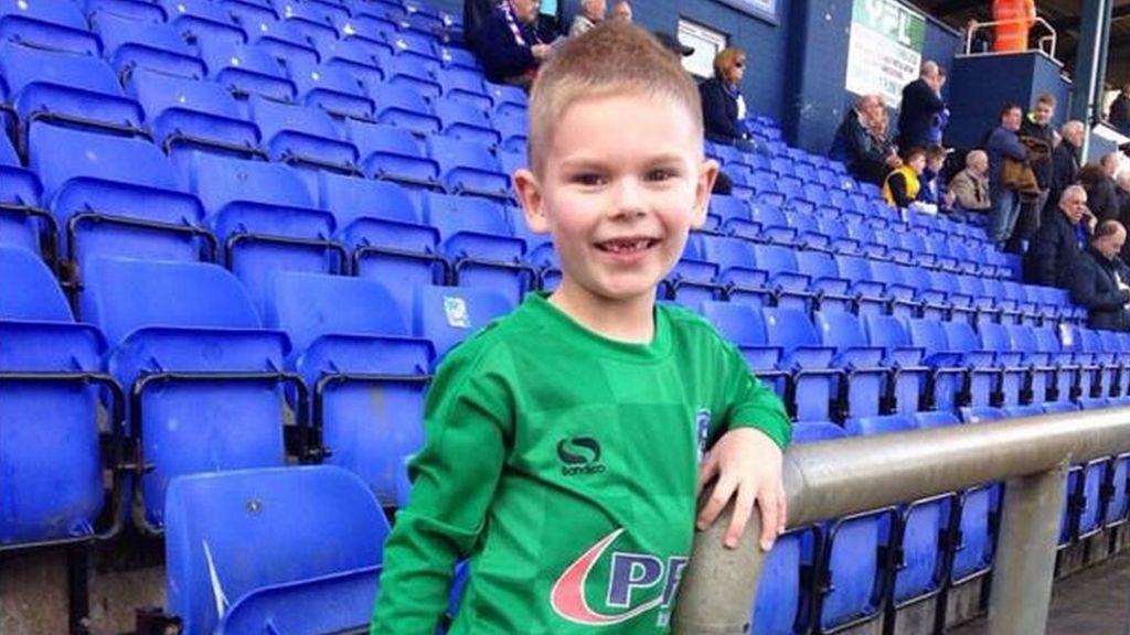 Oldham Athletic fan, 5, gets goalkeeper trial after goalie's loan spell ends