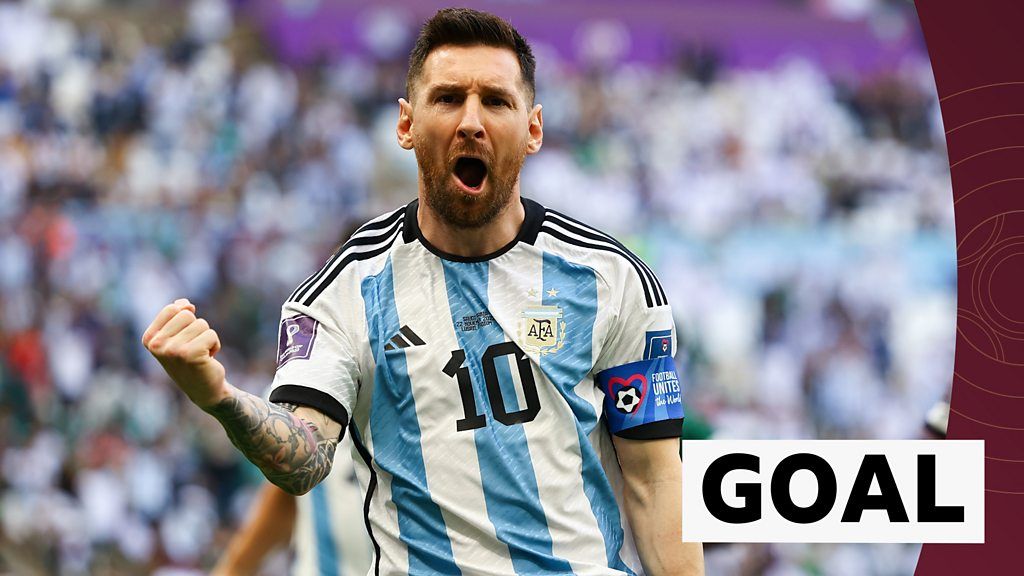 Argentina take lead through controversial penalty
