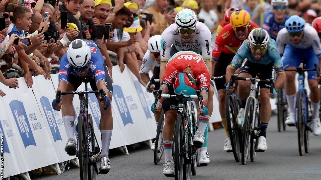 Jasper Philipsen wins stage four of the 2023 Tour de France