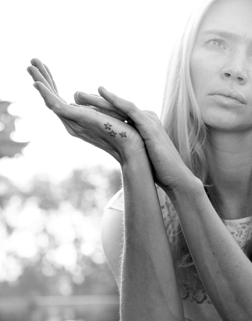 Hands of supermodel Jodie Kidd