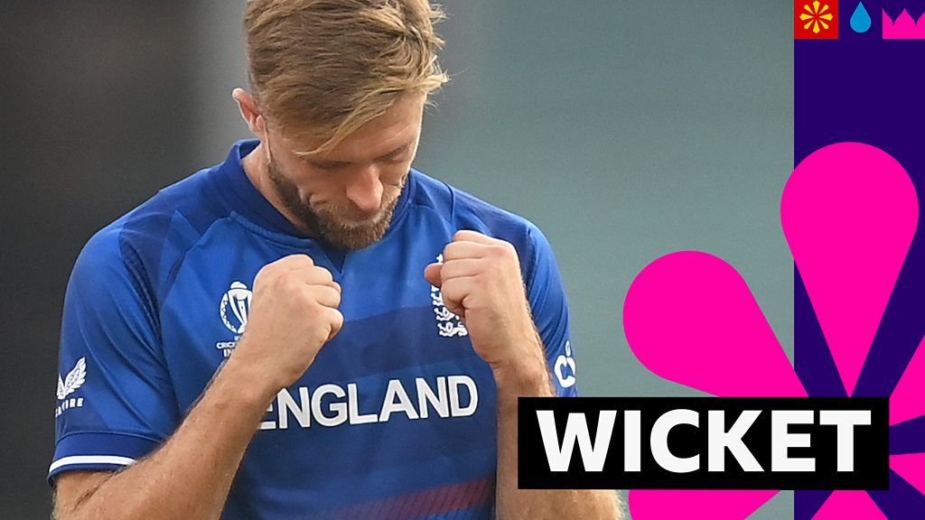 Willey breaks partnership with 91-run stand with Rahul wicket