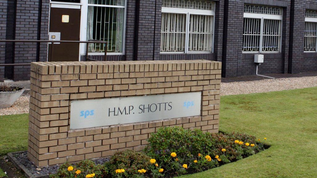 Prison officer wins payout over exposure to inmates' drugs