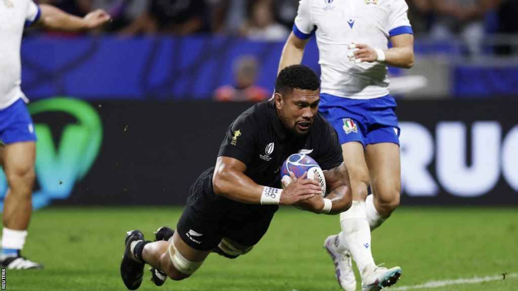 Rugby World Cup: How New Zealand thrashed Italy 96-17 in Lyon - BBC Sport