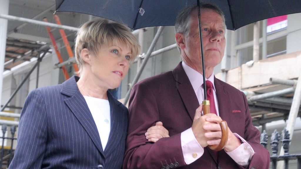 Tony and Julie Wadsworth 'had sex in parkland'