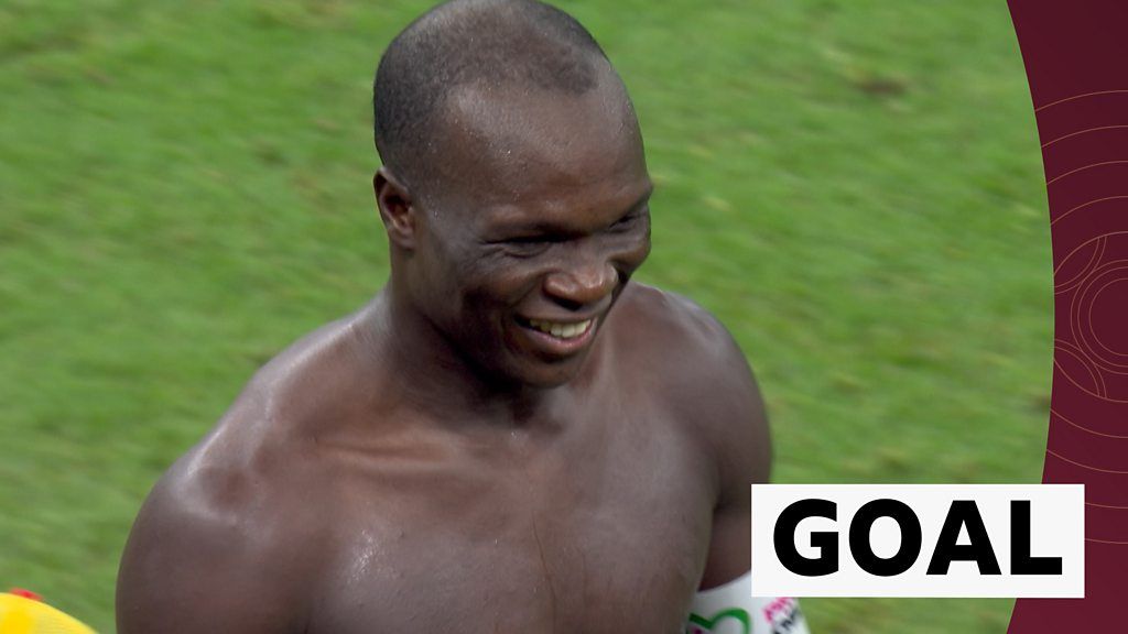 Cameroon's Aboubakar nods Brazil winner then sent off