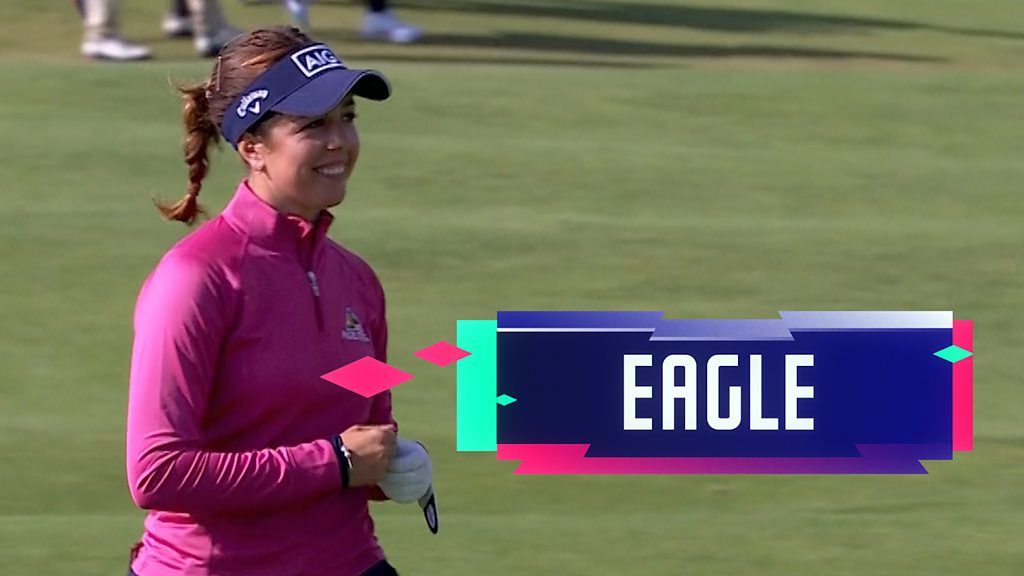 Women's Open: Georgia Hall chips in for an eagle on the 12th