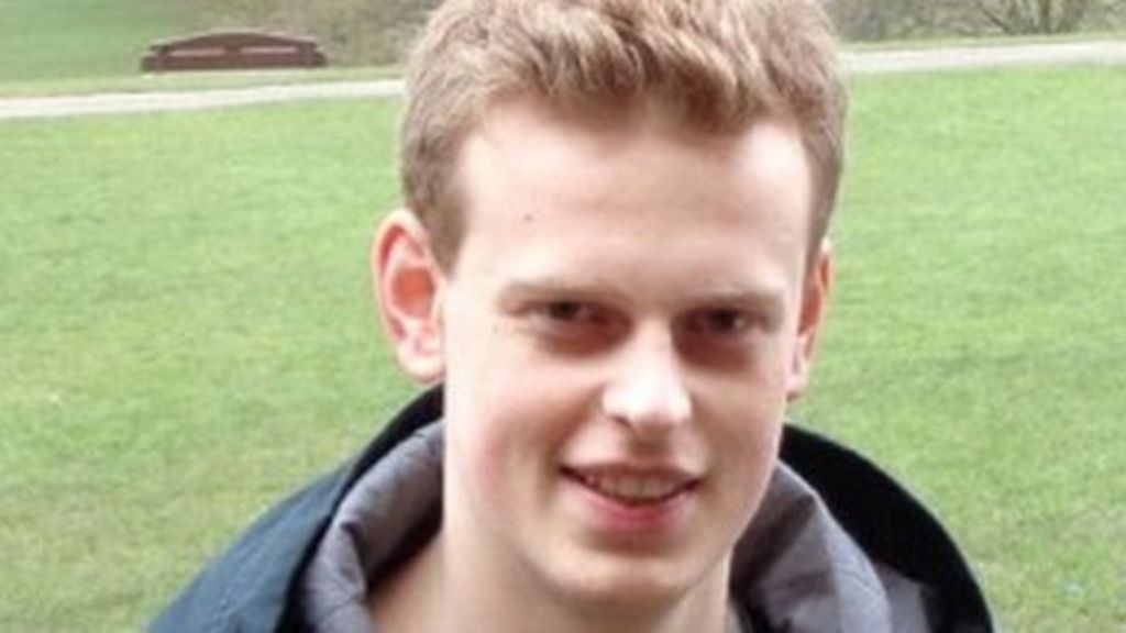 Family remember 'caring' science student killed in crash