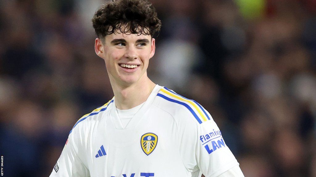 Archie Gray: Leeds United midfielder signs new 'long-term' deal - BBC Sport