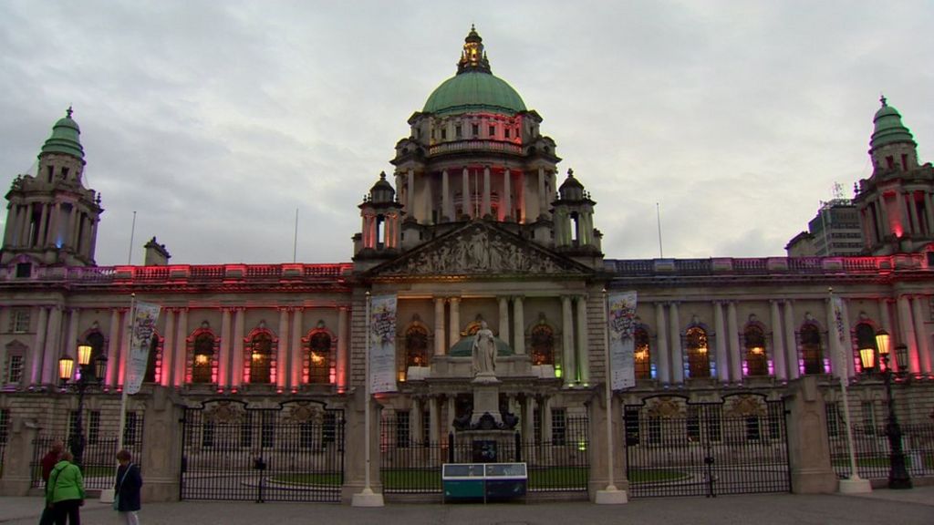 City Hall exhibition reflects Belfast's contested history - BBC News - BBC News