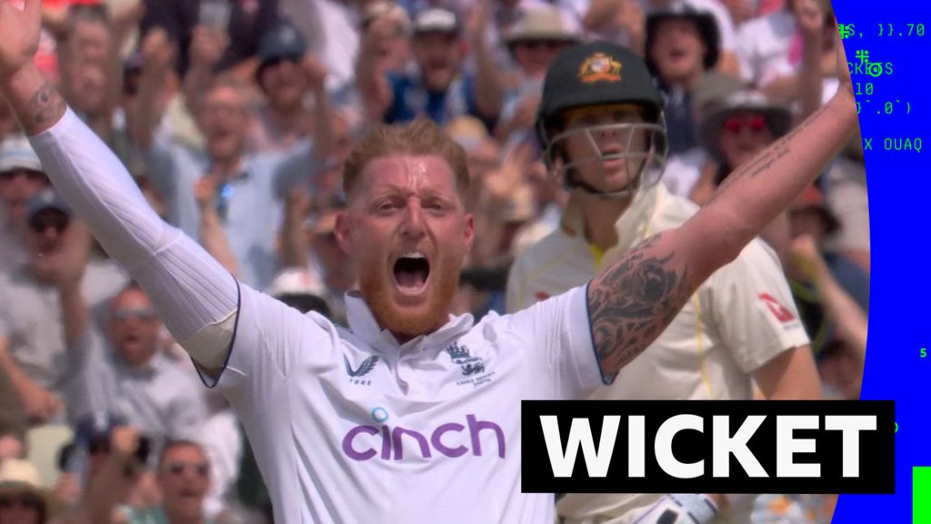 Stokes removes Smith for 16