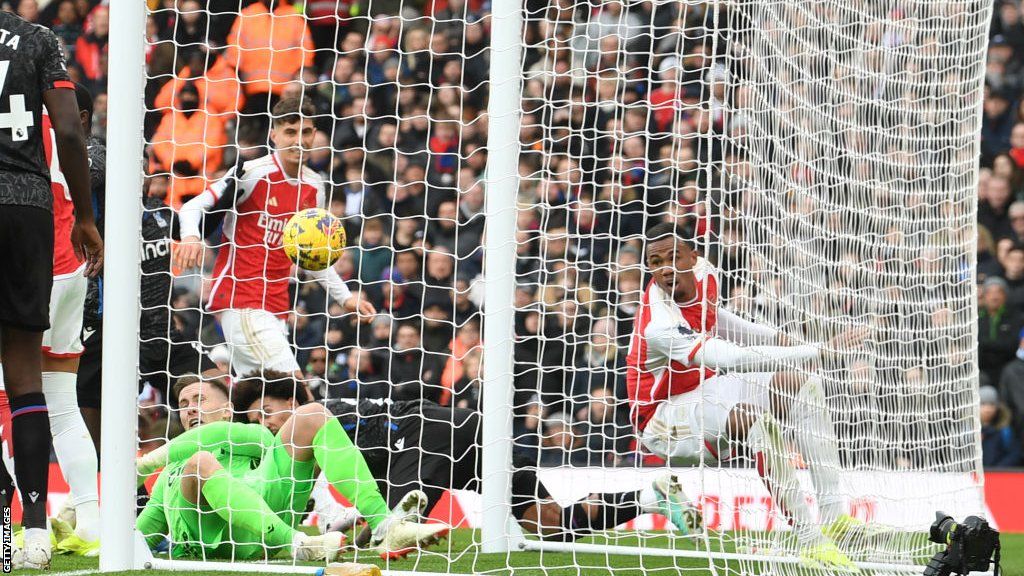 Arsenal's Gabriel scores against Crystal Palace