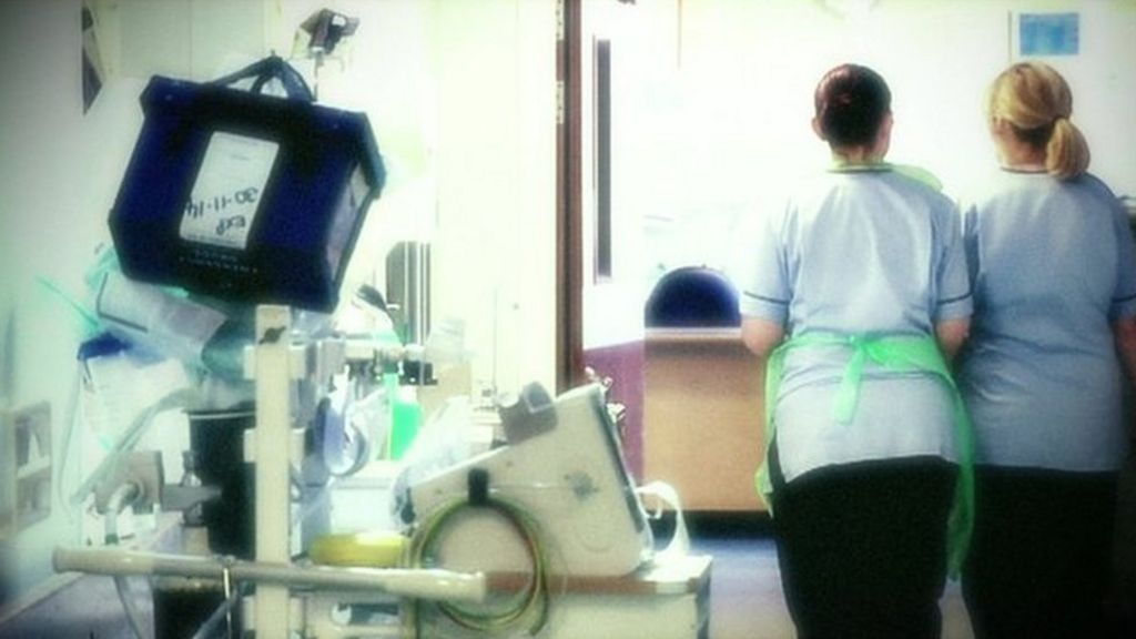 Nurses in Wales to join 'summer of protest activity' - BBC News