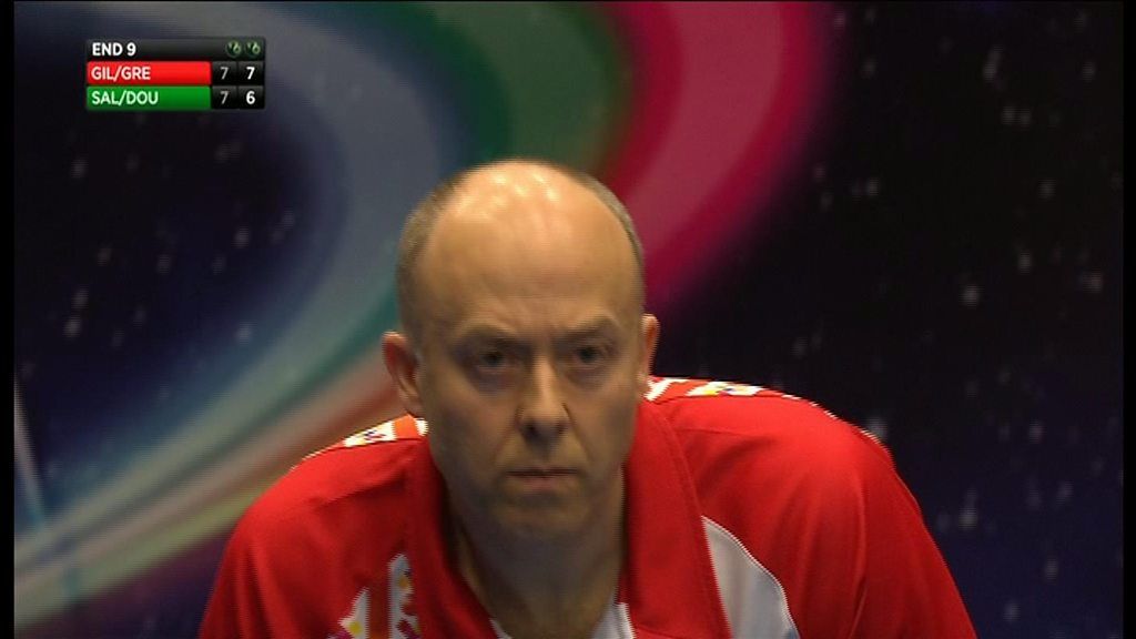 Indoor Bowls Dramatic moment Jason Greenslade clinched the world pairs title BBC Sport