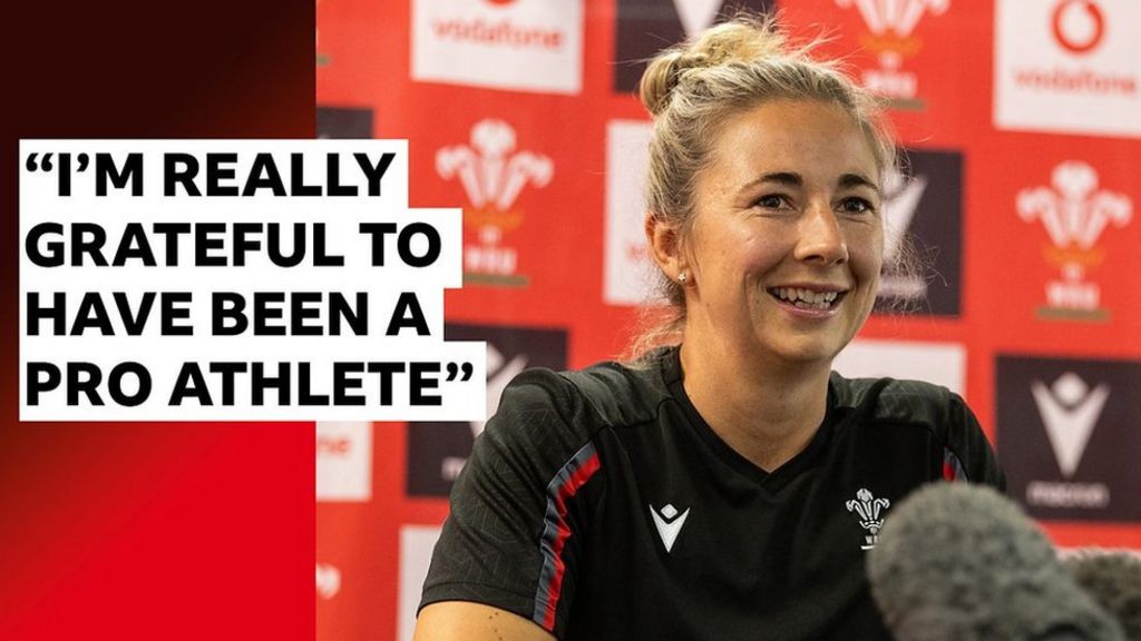Elinor Snowsill: Wales fly-half is grateful to have had the chance to ...