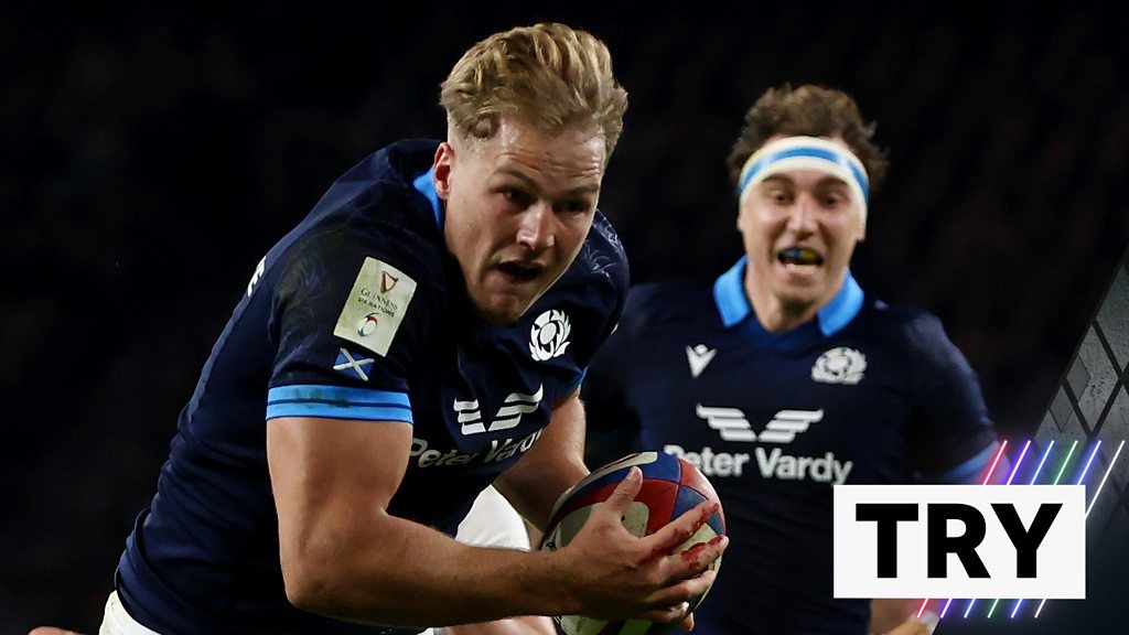 'One for the history books' - Van der Merwe scores 'sensational' try