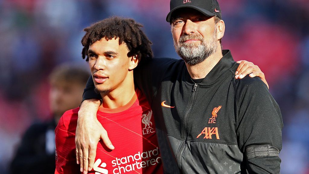 Jurgen Klopp: Trent Alexander-Arnold can defend and I would pick him but I'm not England manager
