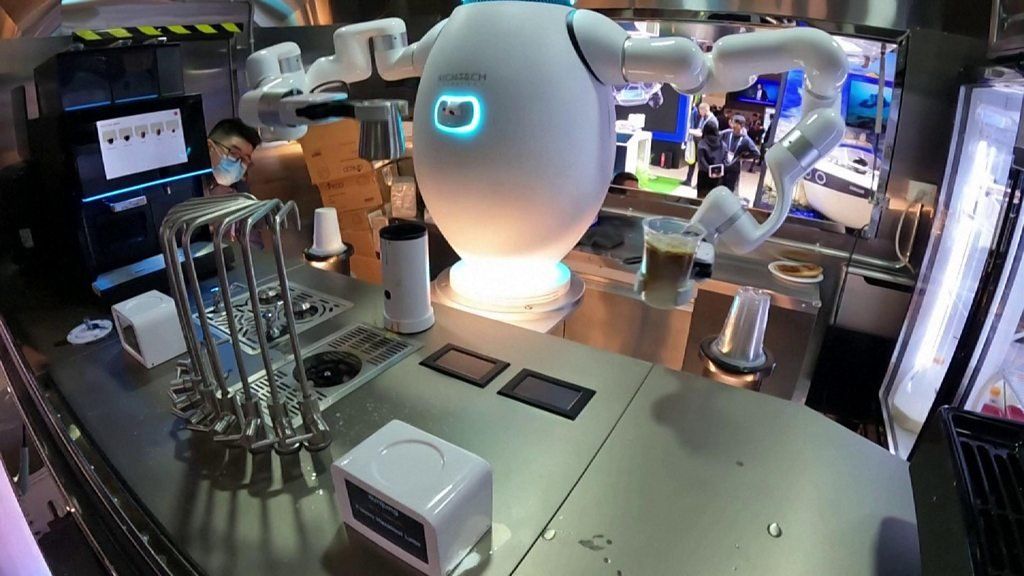 CES 2024 Check Out These Amazing Gadgets BBC Newsround    132265518 P0h42jzt 