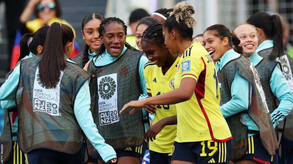 Colombia celebrate Linda Caicedo's goal
