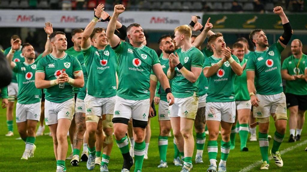 Ireland players celebrate