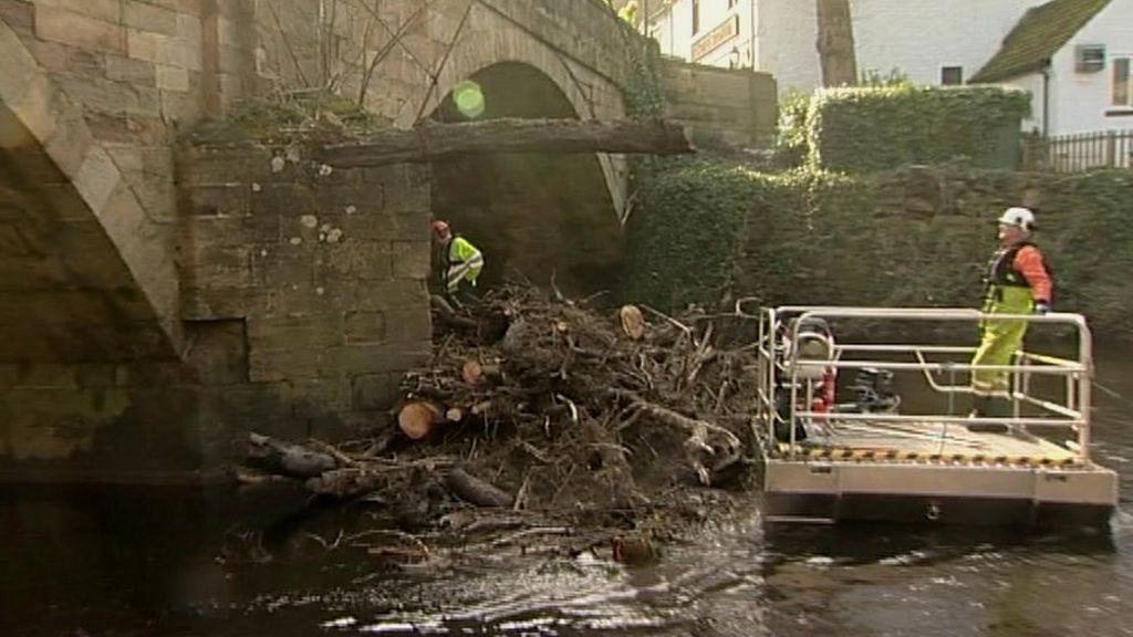 River Nidd debris being cleared
