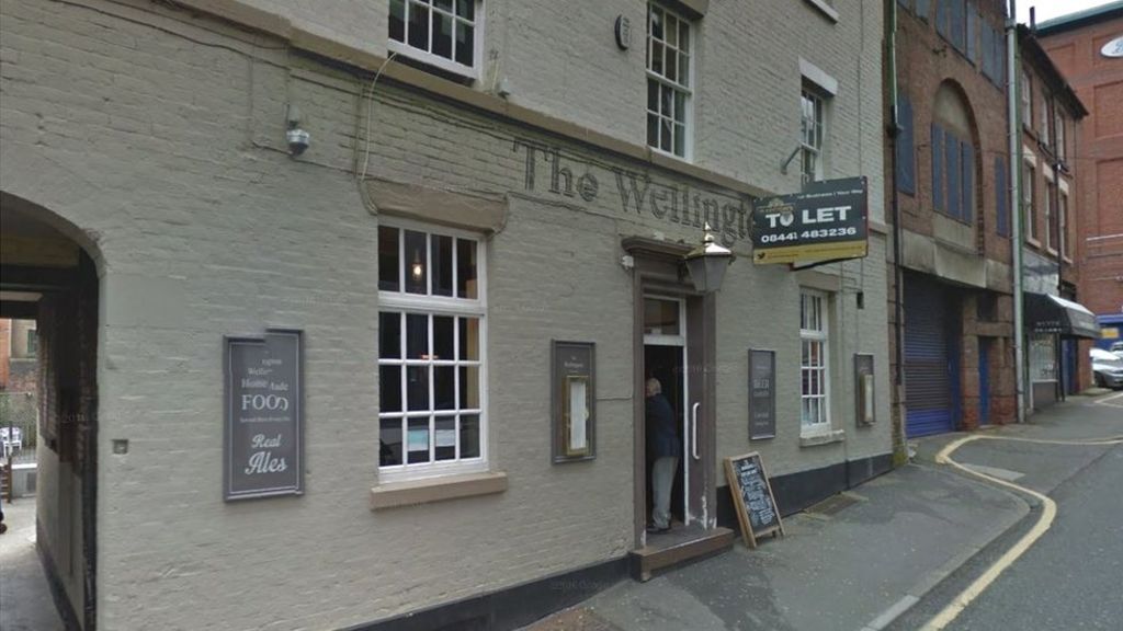 Facebook SOS as burglar found in pub