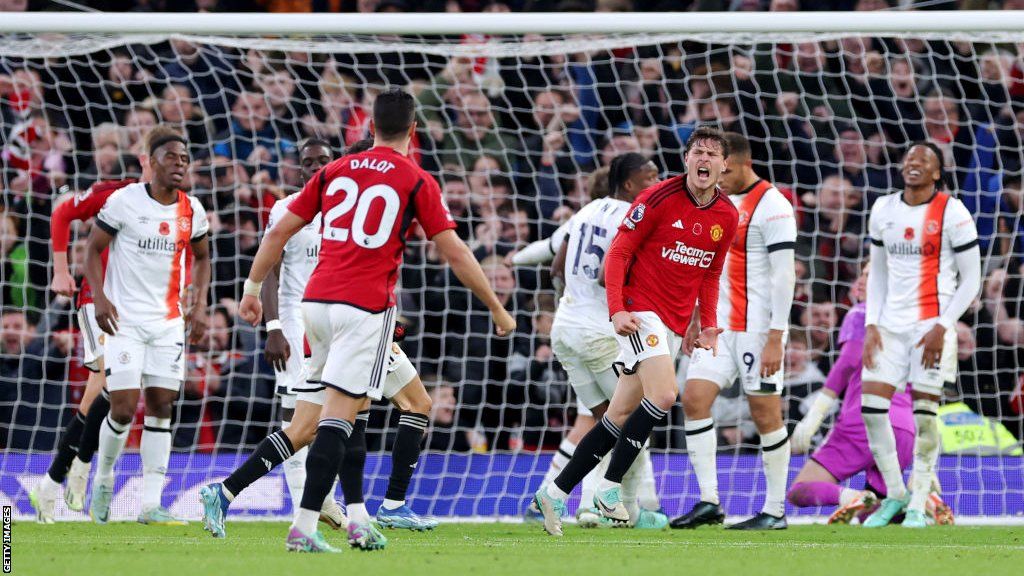 Victor Lindelof scores for Manchester United against Luton Town