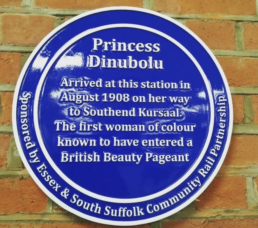 Blue plaque for Princess Dinubolu