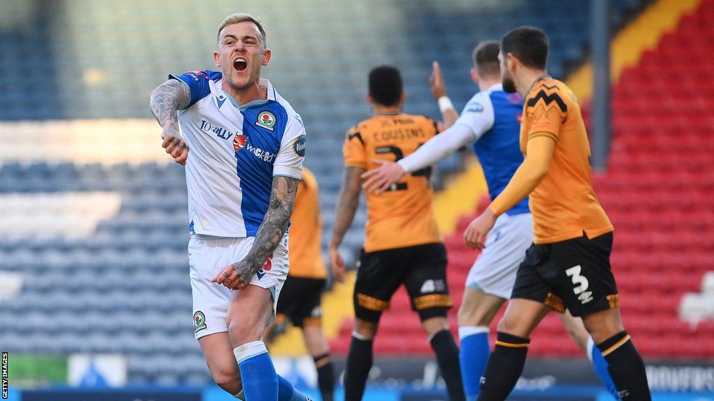 Sammie Szmodics celebrates scoring against Cambridge