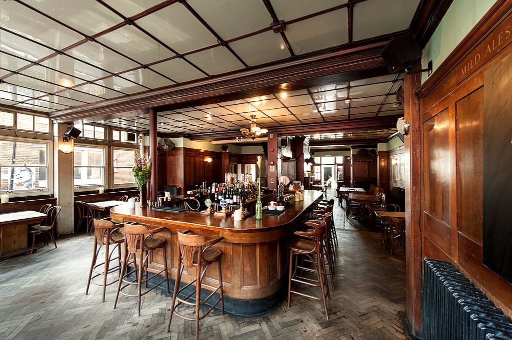 Royal Oak pub, east London