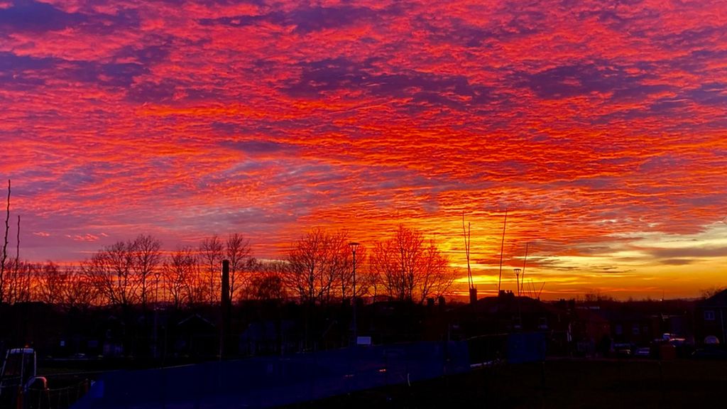 Why Are Winter Sunsets And Sunrises So Amazing At The Moment BBC 