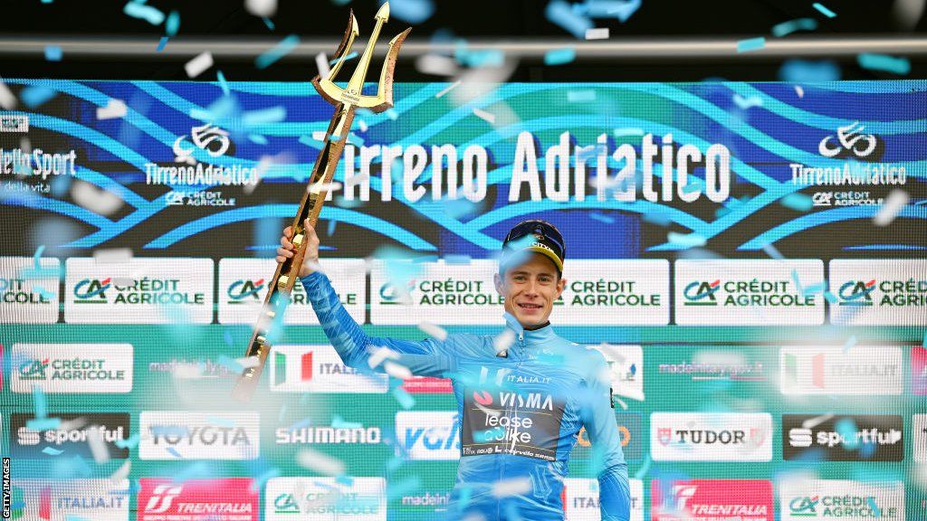 Jonas Vingegaard celebrates victory at Tirreno-Adriatico