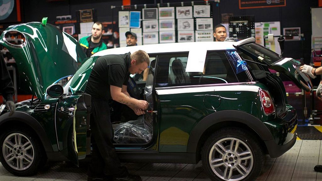 BMW 'favouring Oxford' to build new electric Mini
