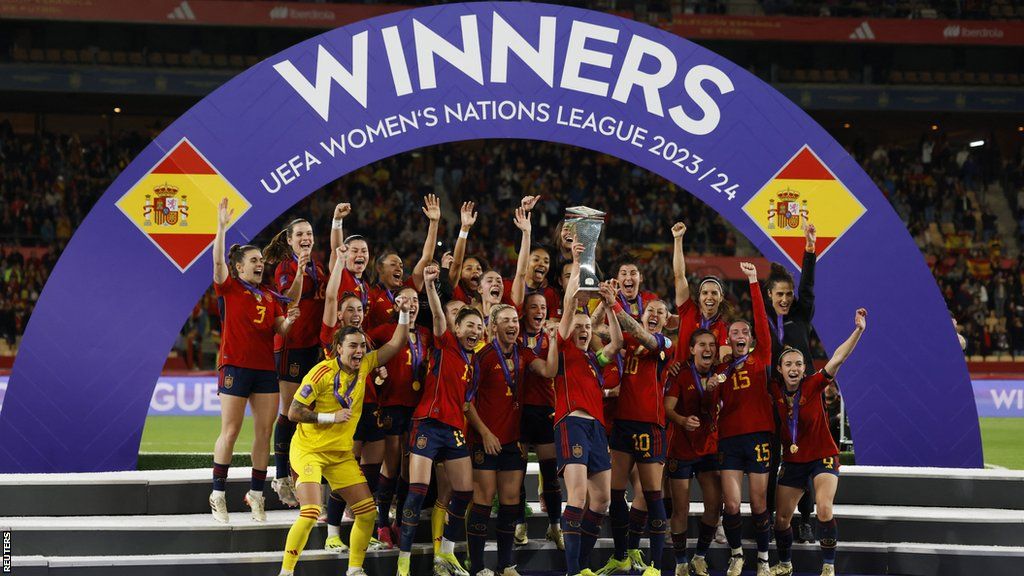 Spain lift the Nations League trophy