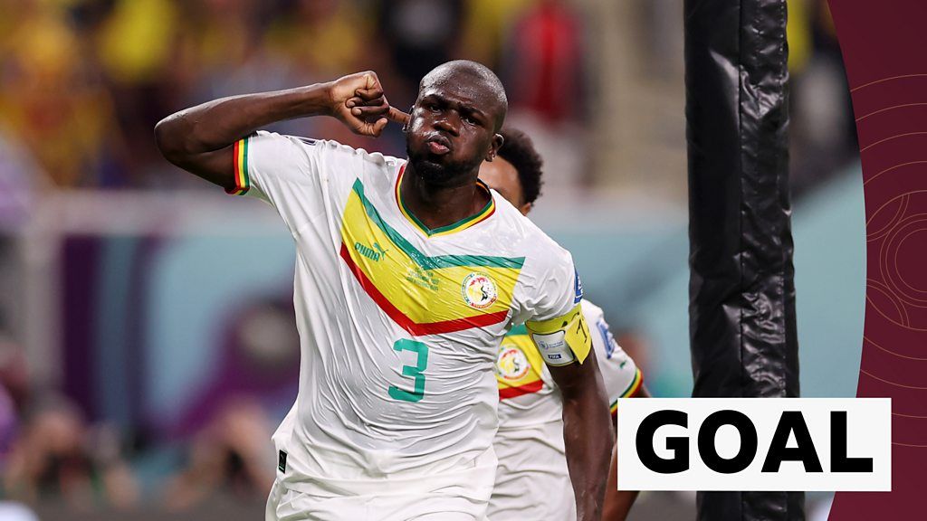Koulibaly strikes to send Senegal through